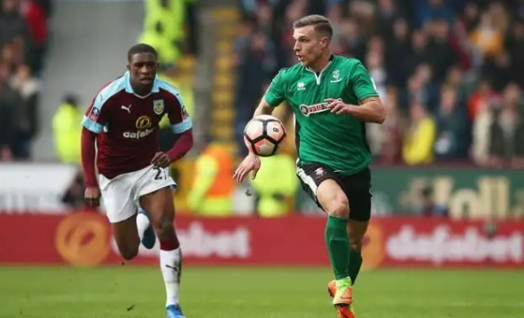 都体：尤文对洛博特卡感兴趣，但他更愿意接受来自国外的报价