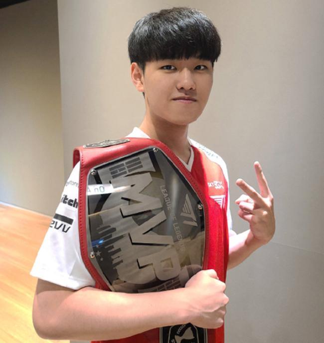 进攻端保持 进攻端保持