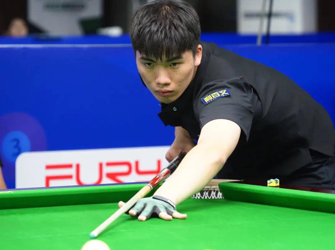 球员之间默 球员之间默